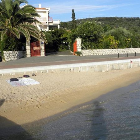 Apartments With A Parking Space Barbat, Rab - 16816 Barbat na Rabu Exteriör bild