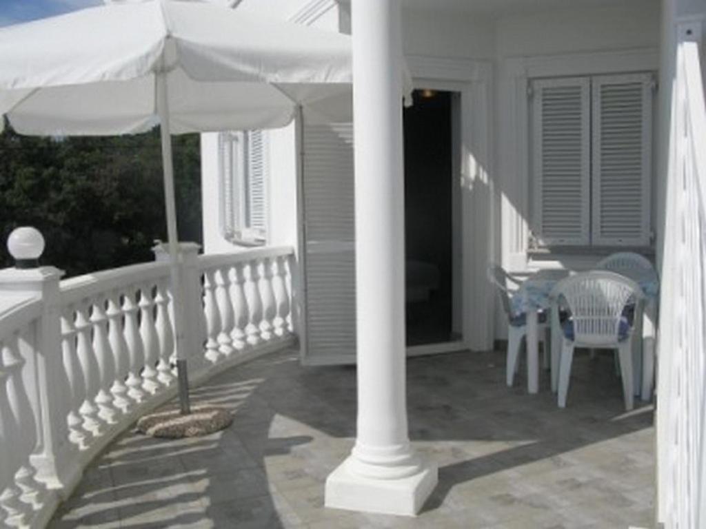 Apartments With A Parking Space Barbat, Rab - 16816 Barbat na Rabu Exteriör bild