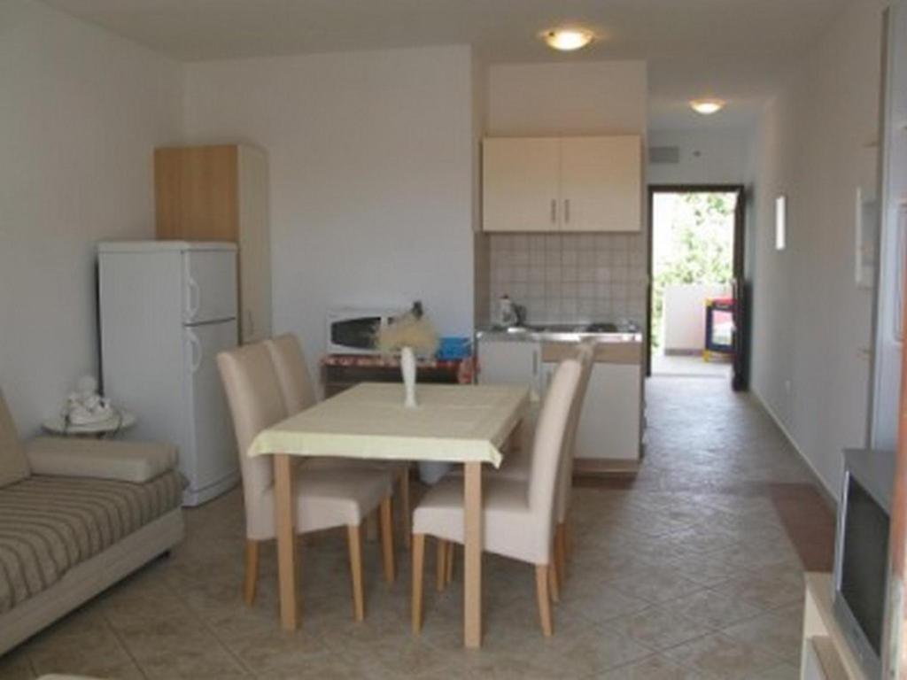 Apartments With A Parking Space Barbat, Rab - 16816 Barbat na Rabu Exteriör bild